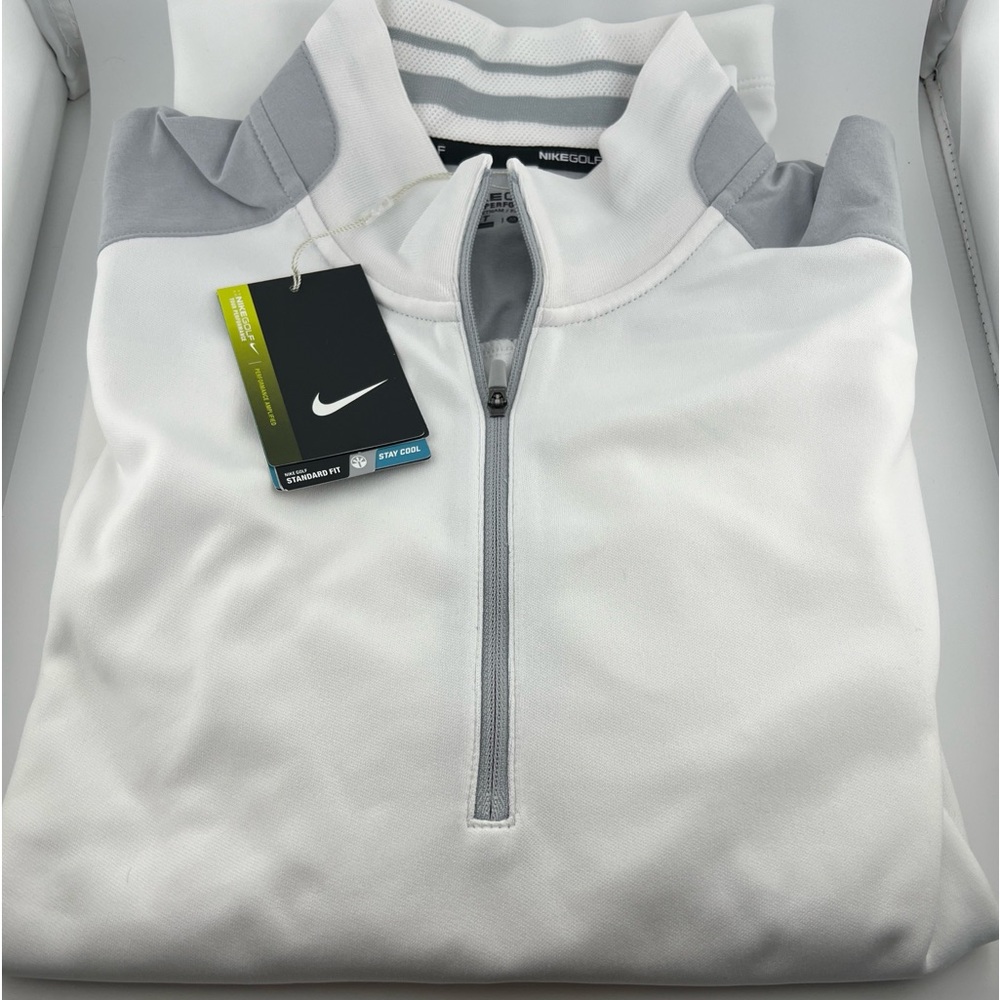 Nike men’s 1/4 zip pullover. Tour performance DriFit. Size medium